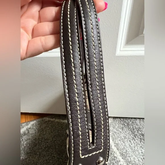 Coach Vintage CC Signature canvas and leather shoulder bag - Picture 9 of 16